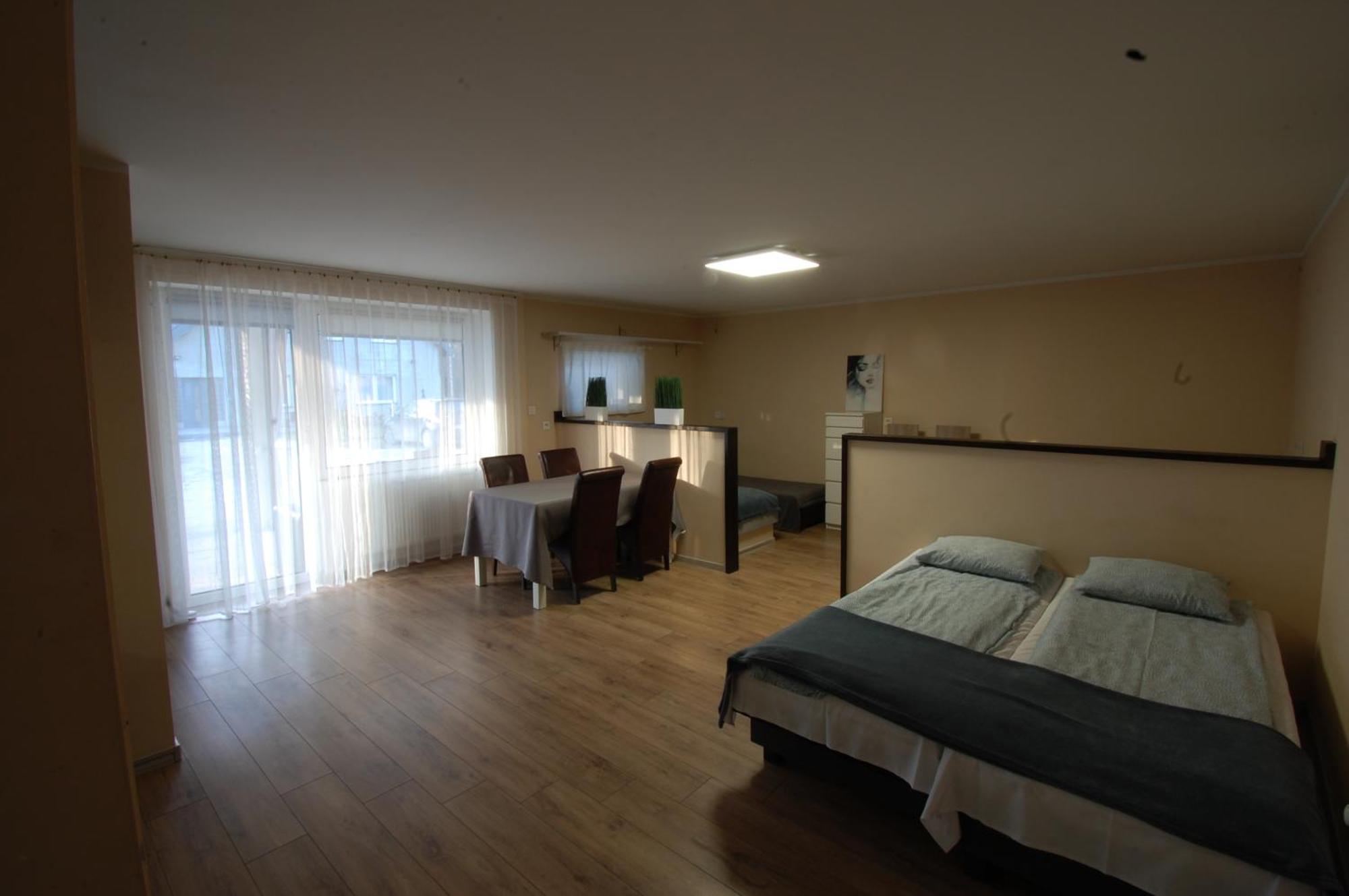 Villa Wypoczynek Letnia Oaza Sobienie Jeziory Exterior foto